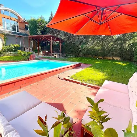 Villa Suburbia Budapest - Pool - Bbq - Parking *